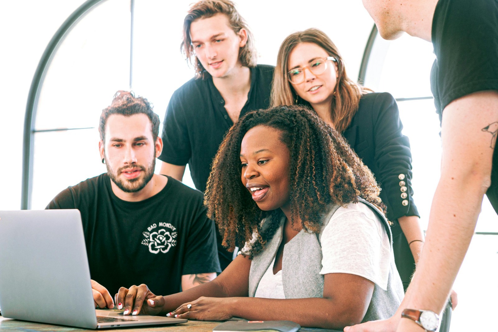 University and trade schools graduates: Join a Growing Network
