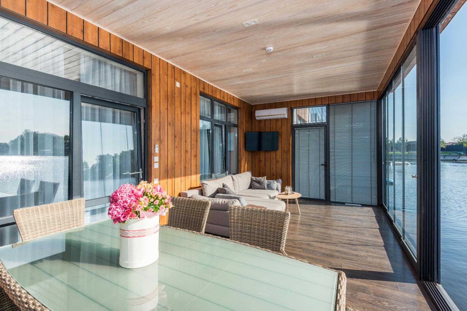 Questions to Ask a Sunroom Contractor Near Me