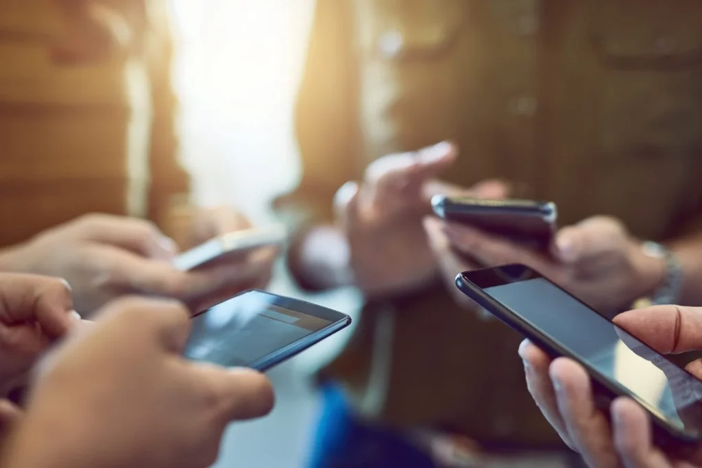 Check Phone Number UK – Find Out Who Called