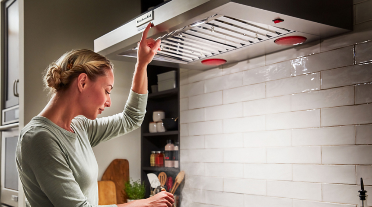 Powerful 90cm cooker hood for Heavy Cooking Needs